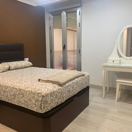 Apartamento Deluxe, 4 Habitaciones, Parking Madrid Luaran gambar