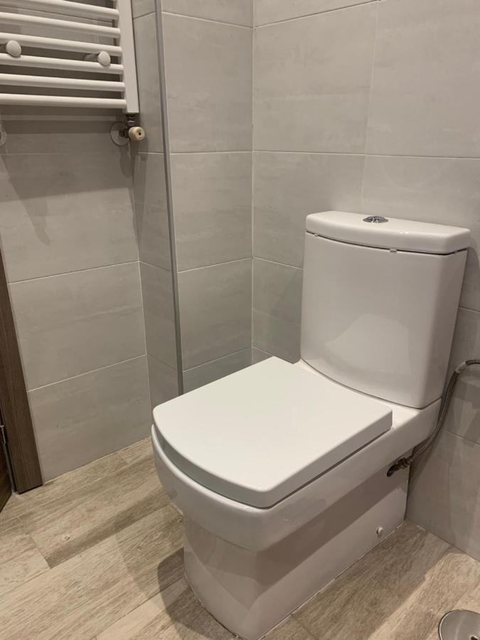 Apartamento Deluxe, 4 Habitaciones, Parking Madrid Luaran gambar