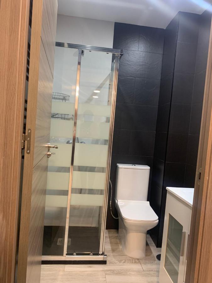 Apartamento Deluxe, 4 Habitaciones, Parking Madrid Luaran gambar